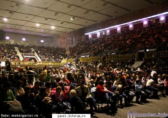 concert decembrie trebui fim noi aici...