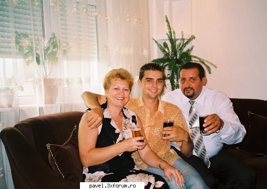 >>DOLIU<< - o familie frumoasa.... :-< :X - Diverse Subiecte
