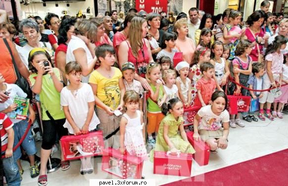 LANSARE PAPUSA, 19 IULIE, CARREFOUR ORHIDEEA - Fan(atic) - Cleopatra