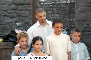 poze - Fan(atic) - Articole din presa