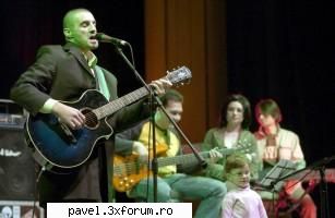 poze - Fan(atic) - Articole din presa